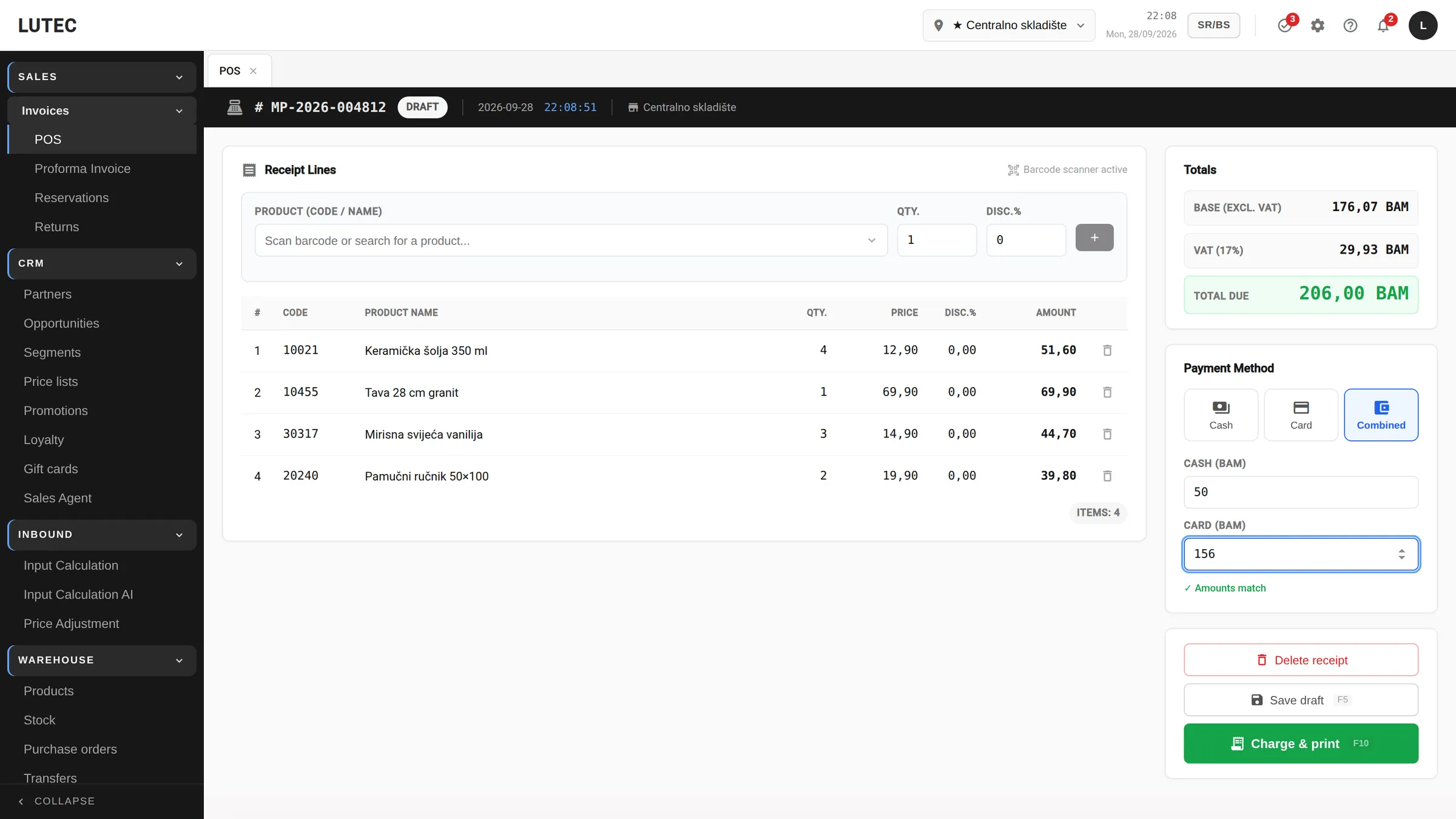 Point-of-sale screen: receipt lines, total and payment method selection, including combined payment.